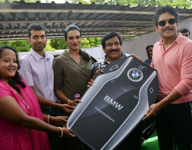 Nagarjuna Gifted BMW Car to PV Sindhu